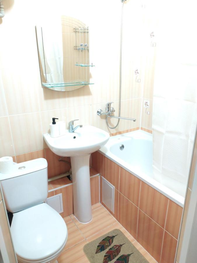 Apartmán Aura On Kievskaya, 168 Biškek Exteriér fotografie